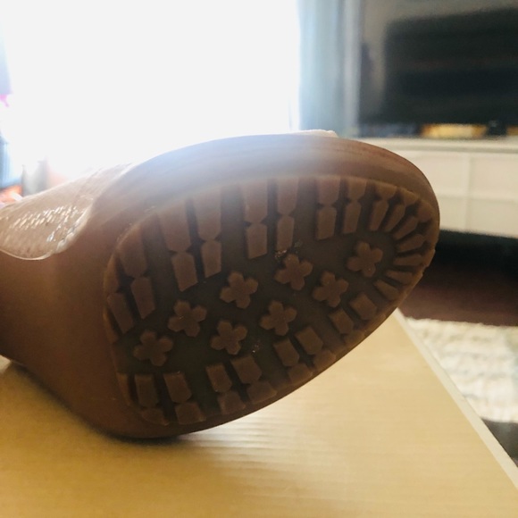 Michael Kors Heels 👠 - Picture 9 of 11